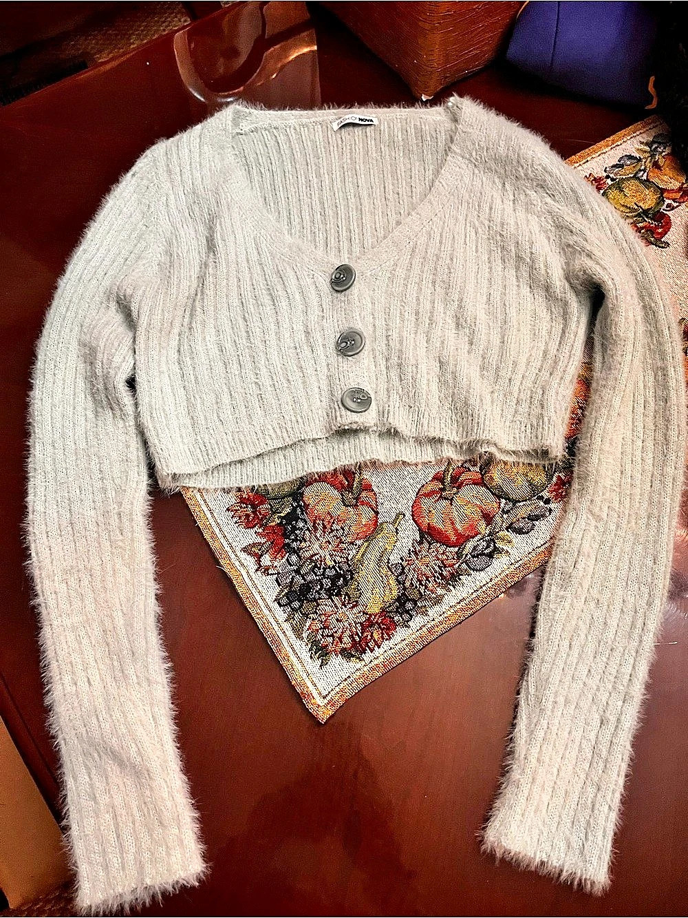 Fashion Nova Cropped Button Front Cardigan in Gray